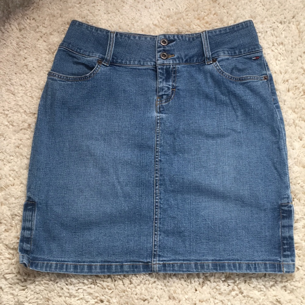 Early 2000s Y2K Tommy Jeans denim skirt